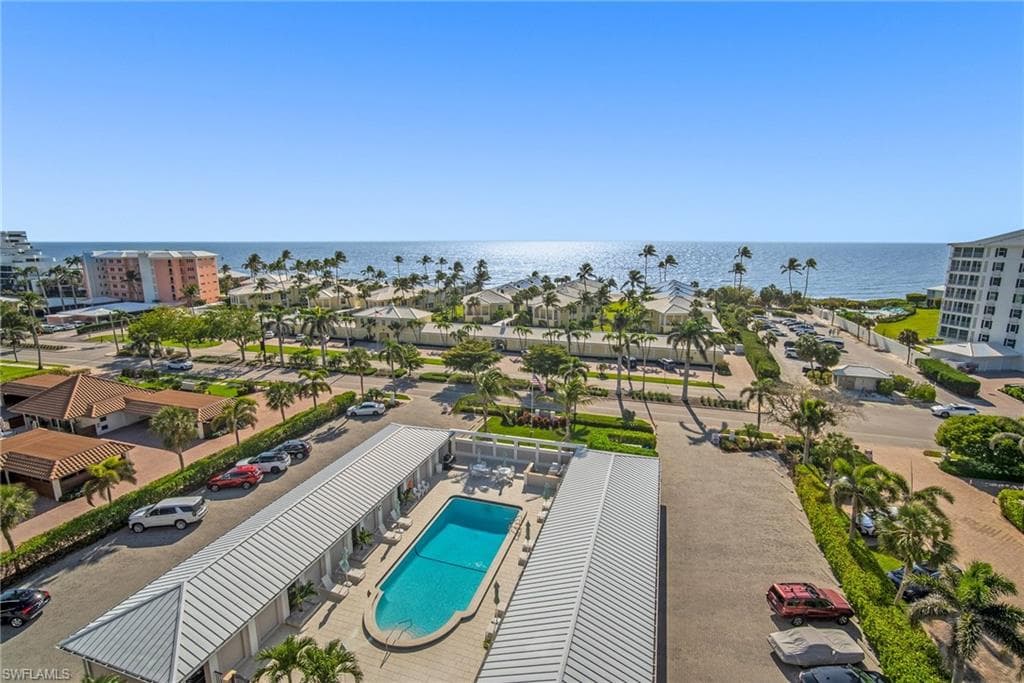 2650 Gulf Shore BLVD N # 701, NAPLES FL 34103-1