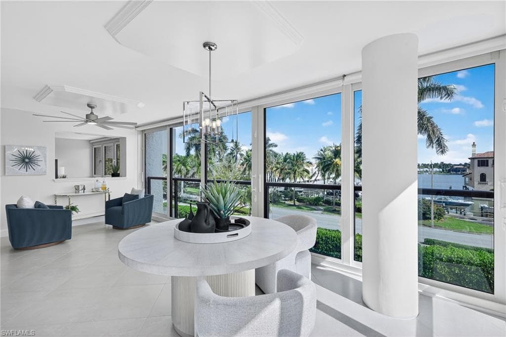 4031 Gulf Shore BLVD N 3E-13