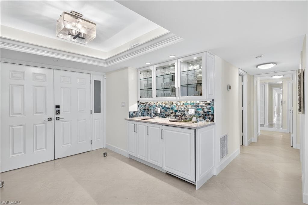 4031 Gulf Shore BLVD N 3E-3