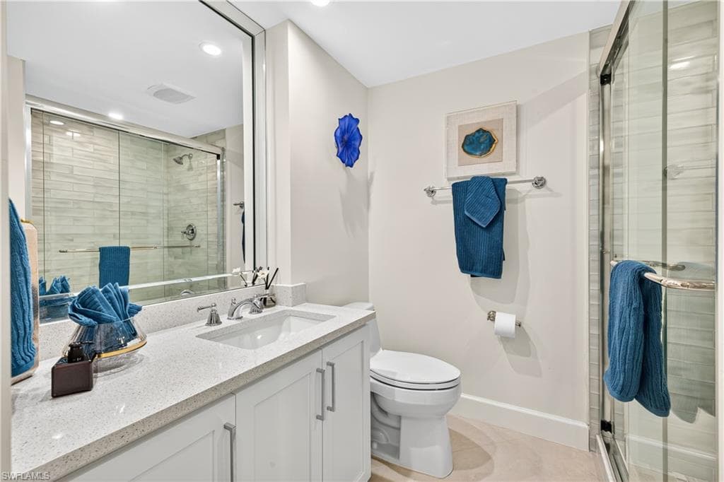 4031 Gulf Shore BLVD N 3E-28