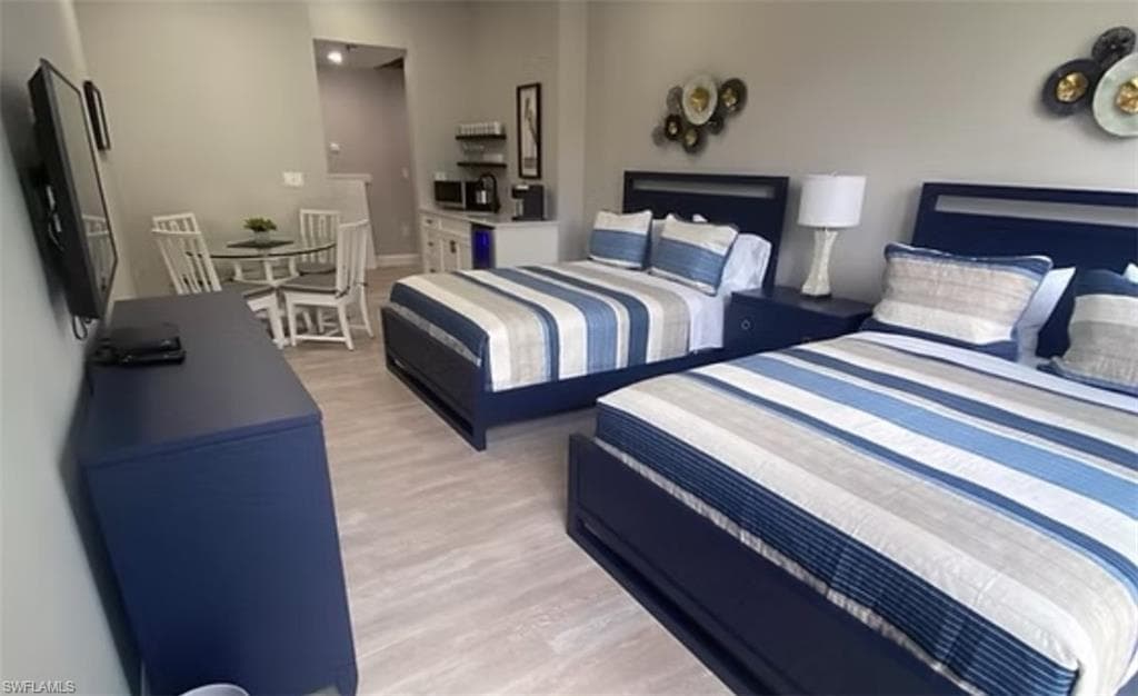 4031 Gulf Shore BLVD N 3E-50