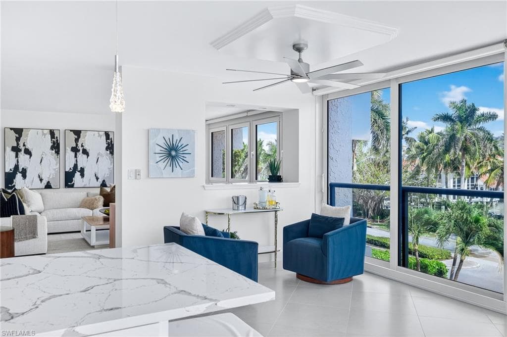 4031 Gulf Shore BLVD N 3E-15