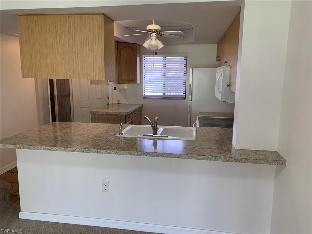 4790 S Cleveland AVE # 704, FORT MYERS FL 33907-5