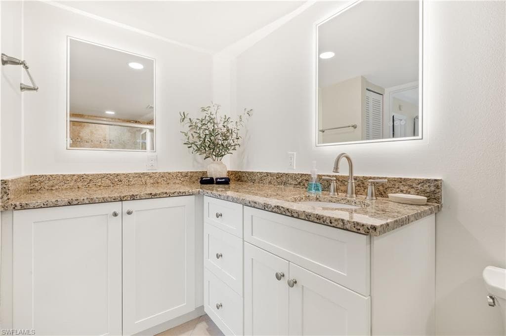 671 E Gulf DR, SANIBEL FL 33957-16