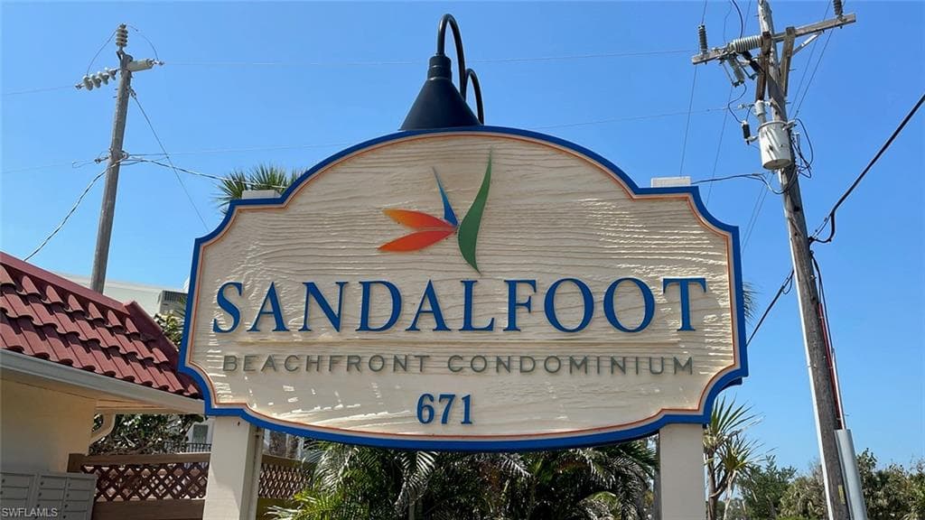 671 E Gulf DR, SANIBEL FL 33957-27