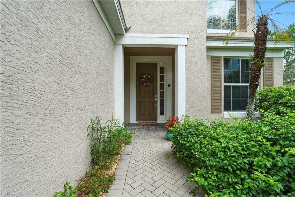 3268 Aralia CT E-5