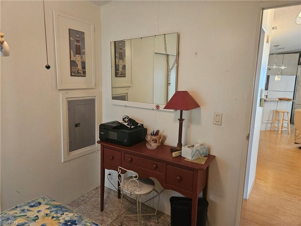 27 Amethyst AVE # 27A, NAPLES FL 34114-16