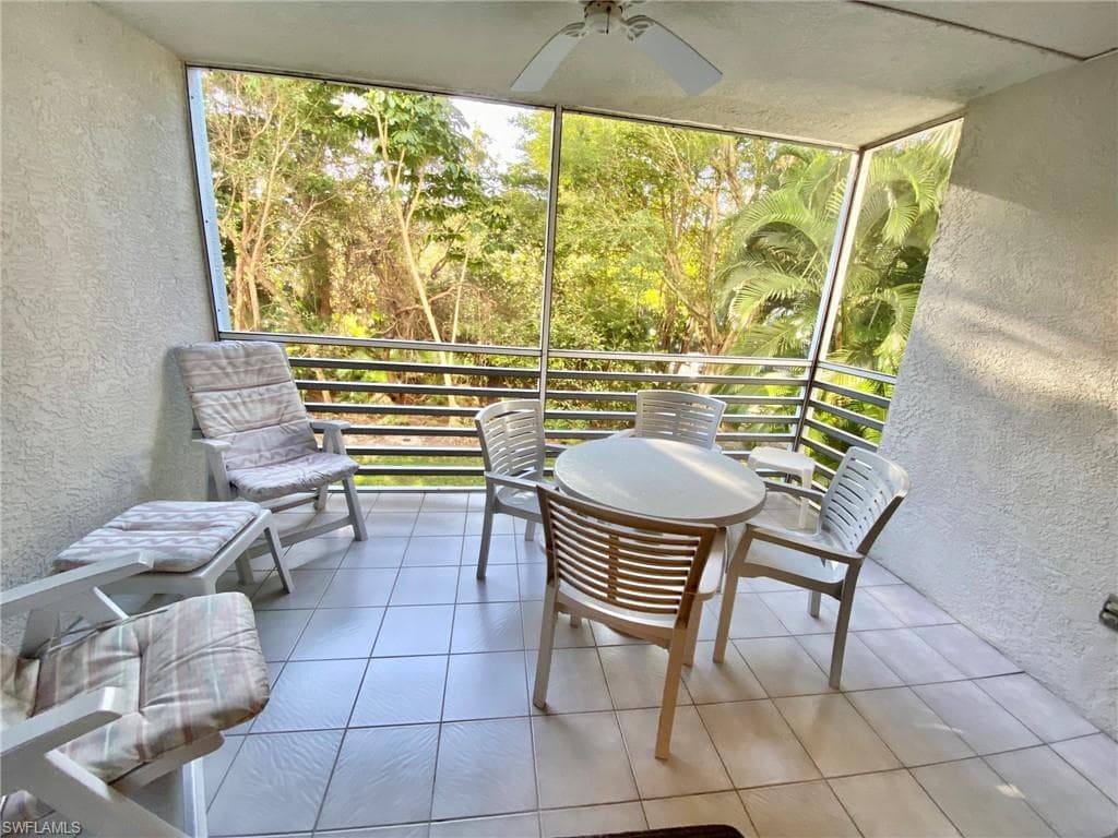 290 Naples Cove DR # 2205, NAPLES FL 34110-15