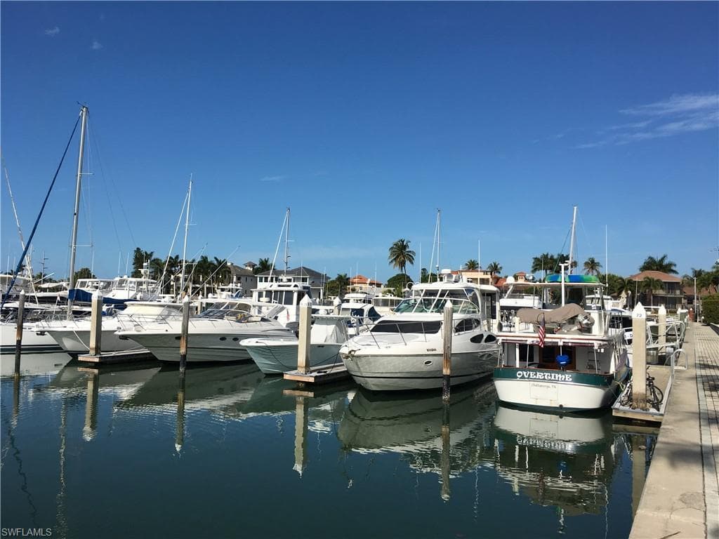 1402 N Collier BLVD, MARCO ISLAND FL 34145-9