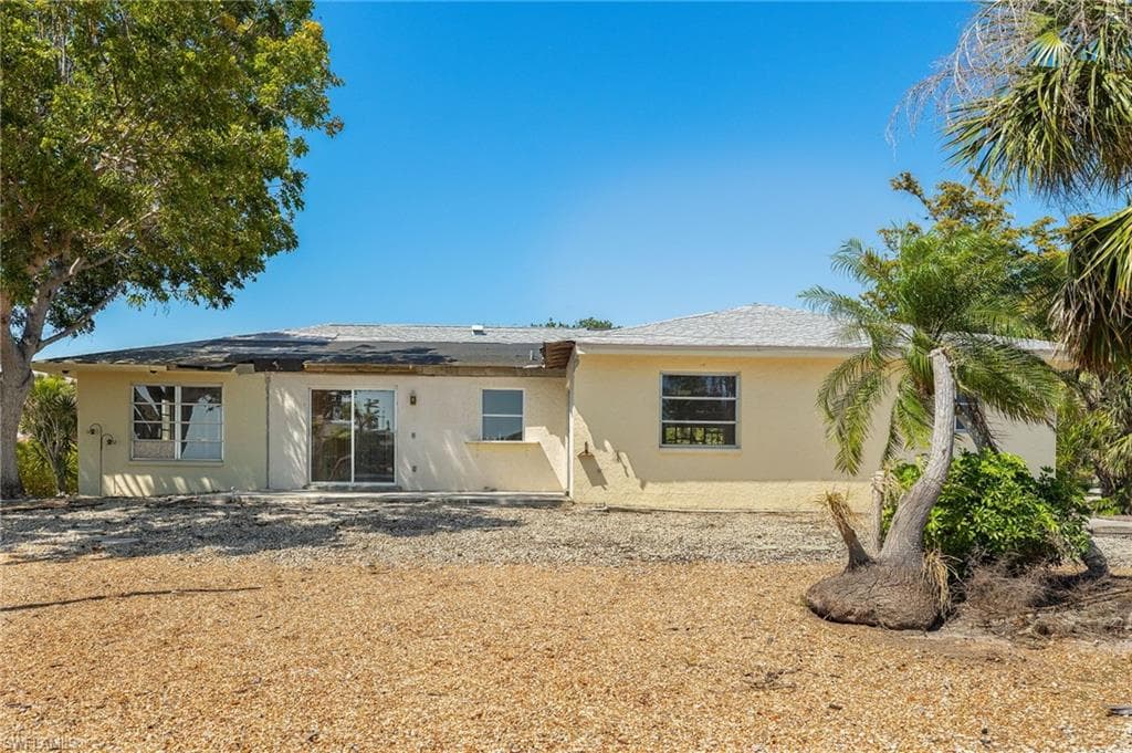 1457 Sand Castle RD, SANIBEL FL 33957-4