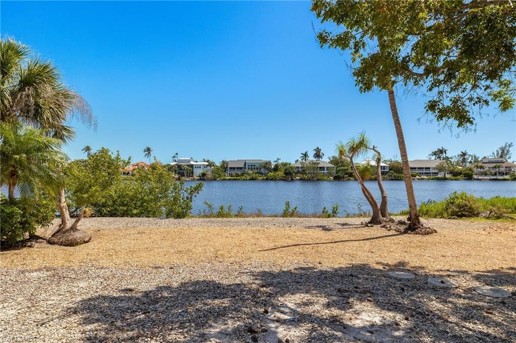 1457 Sand Castle RD, SANIBEL FL 33957-3