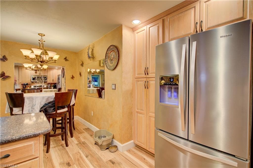 2627 McGregor BLVD-25