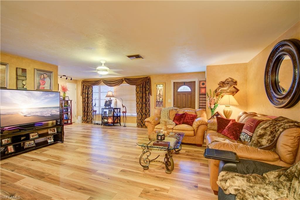 2627 McGregor BLVD-19