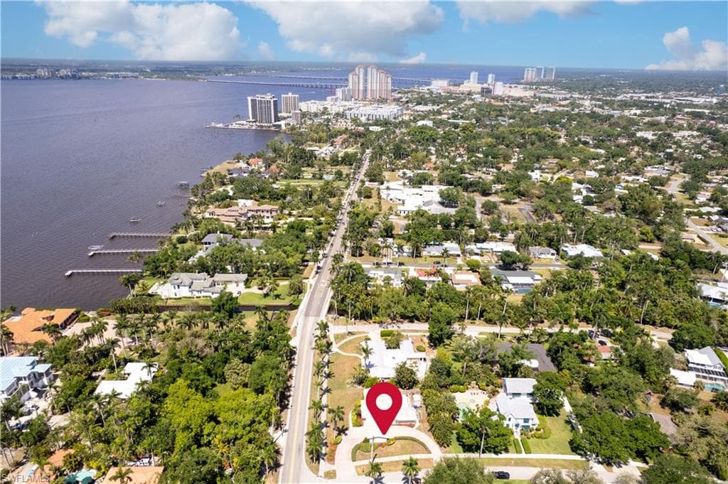 2627 McGregor BLVD-8