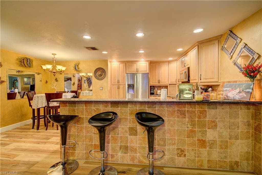 2627 McGregor BLVD-20