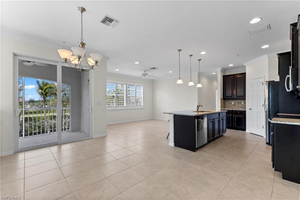 8531 Violeta ST # 203, ESTERO FL 34135-2