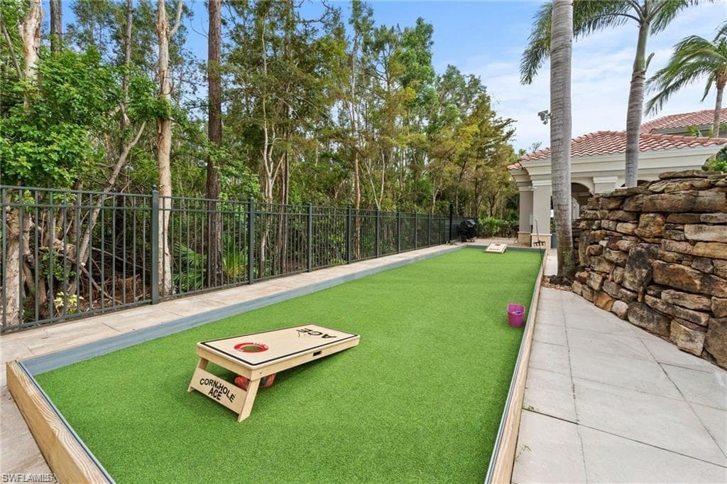 8531 Violeta ST # 203, ESTERO FL 34135-31