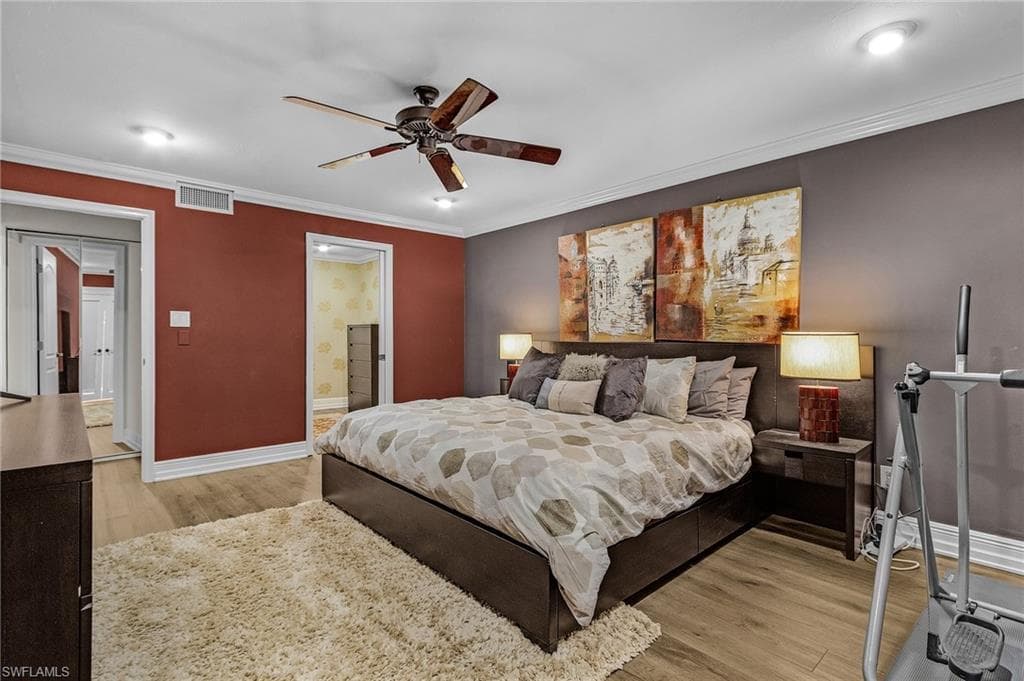 124 Pinebrook DR, FORT MYERS FL 33907-11
