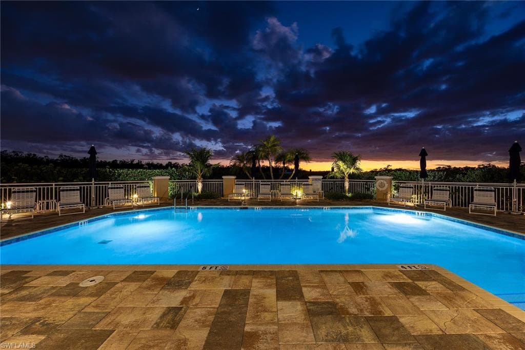 425 Dockside DR # 905, NAPLES FL 34110-27