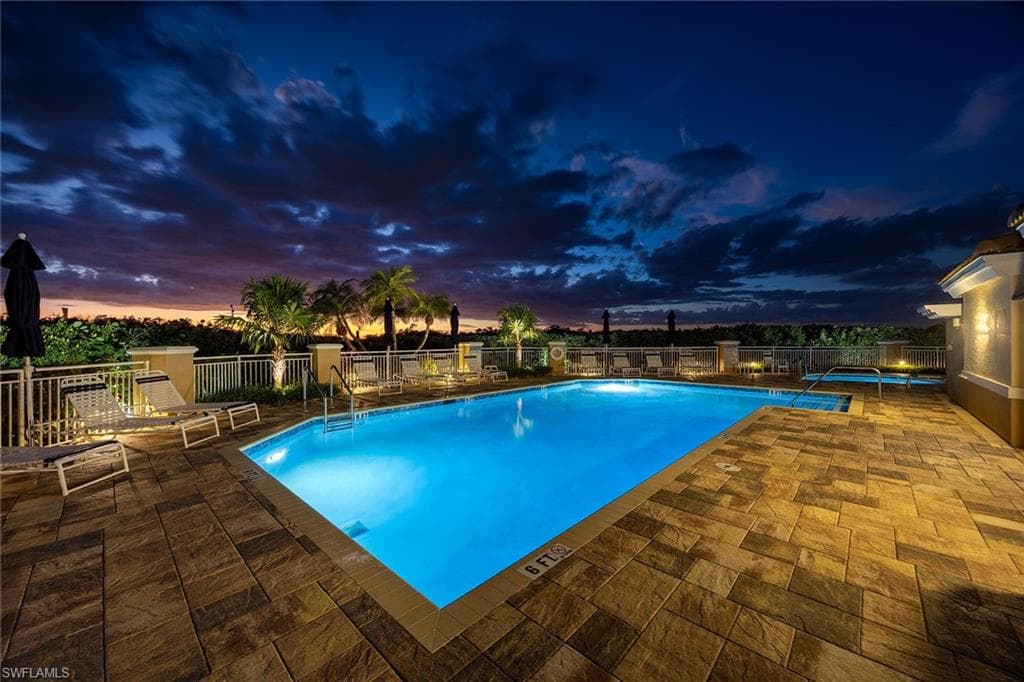 425 Dockside DR # 905, NAPLES FL 34110-28