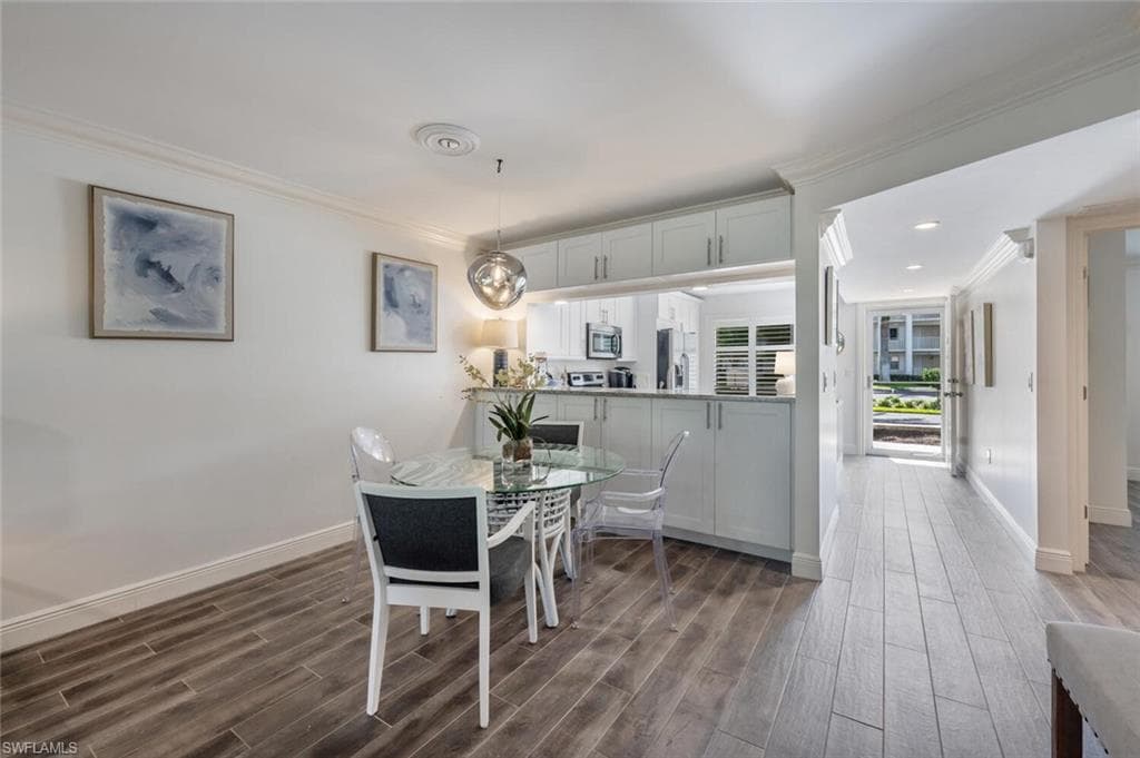 3062 Sandpiper Bay CIR # K103, NAPLES FL 34112-6