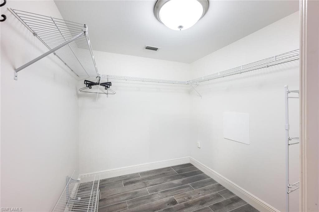 3062 Sandpiper Bay CIR # K103, NAPLES FL 34112-9