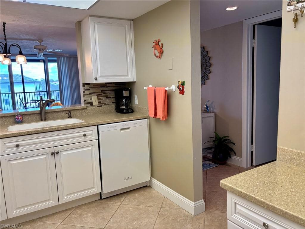 25808 Cockleshell DR # 315, BONITA SPRINGS FL 34135-4