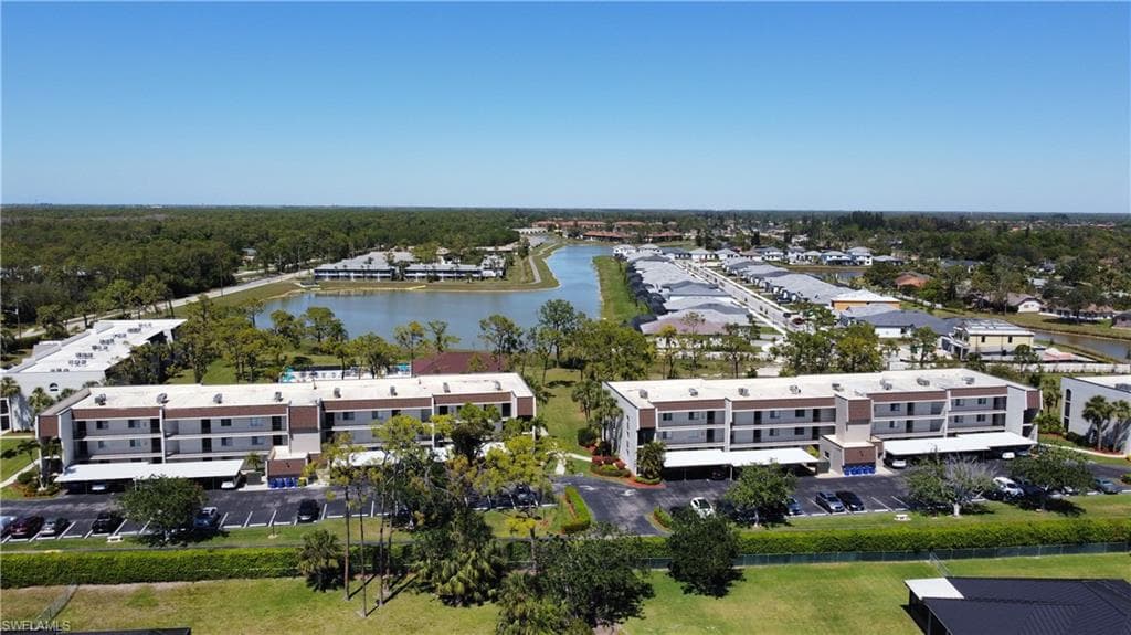 25808 Cockleshell DR # 315, BONITA SPRINGS FL 34135-33