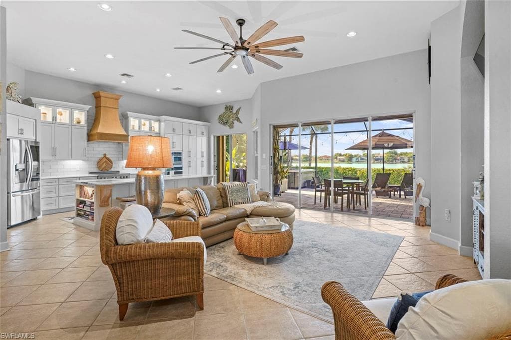5589 Whispering Willow WAY, FORT MYERS FL 33908-11