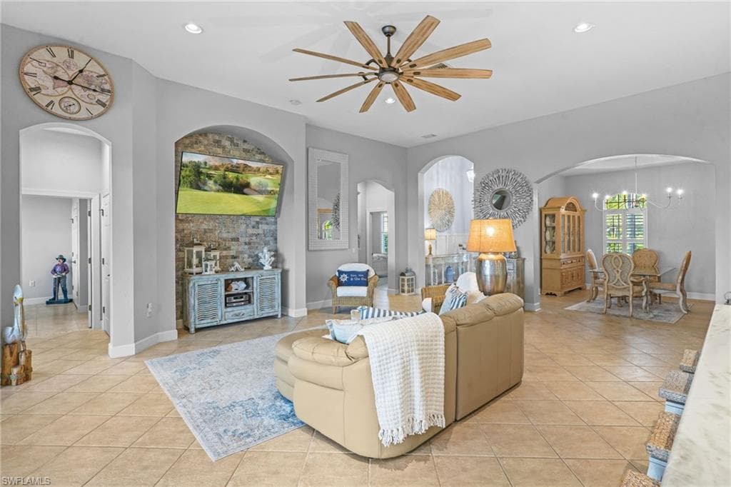 5589 Whispering Willow WAY, FORT MYERS FL 33908-8