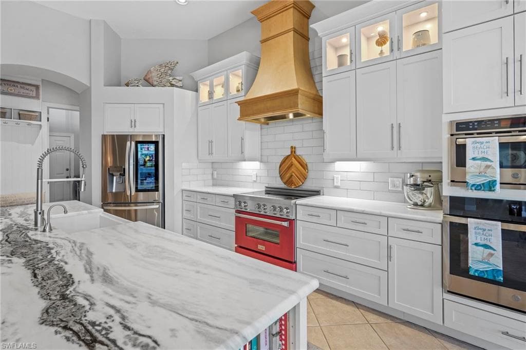 5589 Whispering Willow WAY, FORT MYERS FL 33908-14