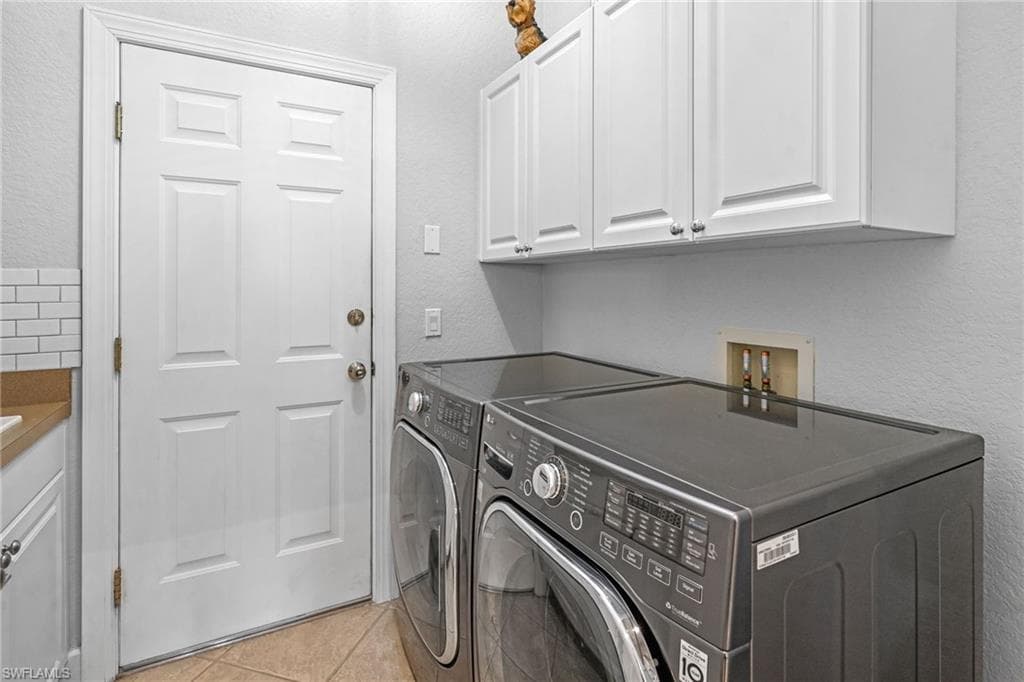 5589 Whispering Willow WAY, FORT MYERS FL 33908-38