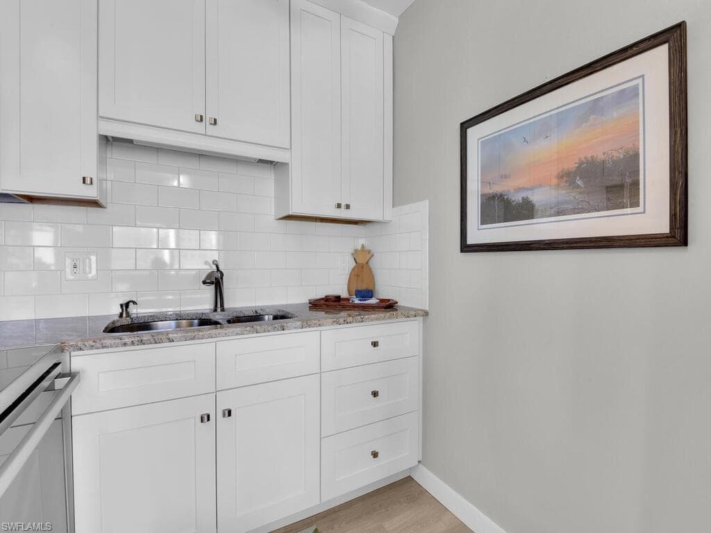 473 12th AVE S # B8, NAPLES FL 34102-14