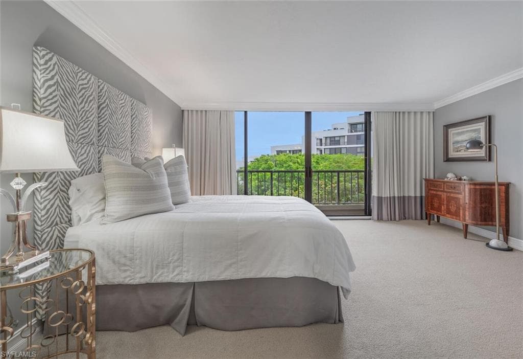 2381 Gulf Shore BLVD N # 503, NAPLES FL 34103-26