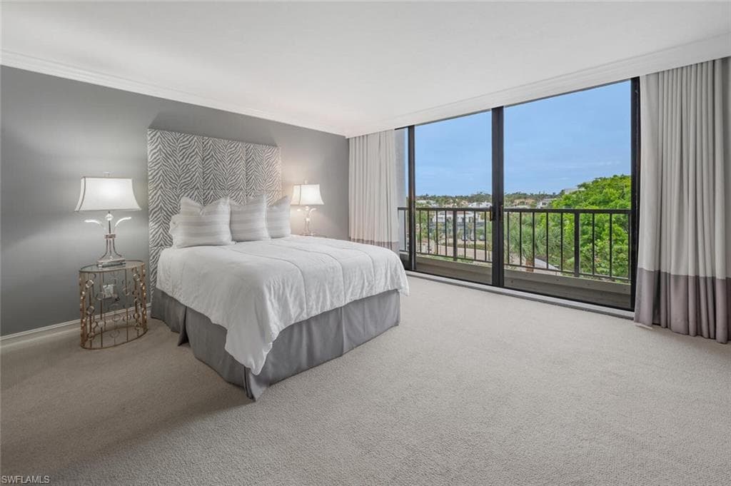 2381 Gulf Shore BLVD N # 503, NAPLES FL 34103-27