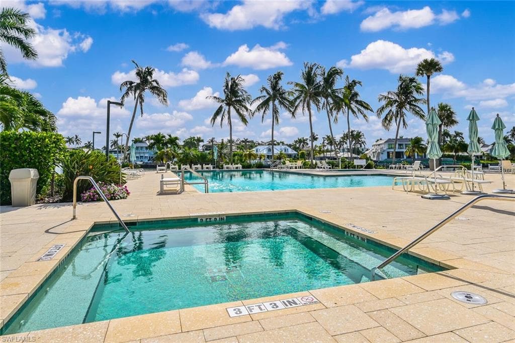 2381 Gulf Shore BLVD N # 503, NAPLES FL 34103-43