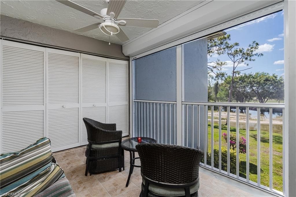 5515 Rattlesnake Hammock RD # 205, NAPLES FL 34113-24