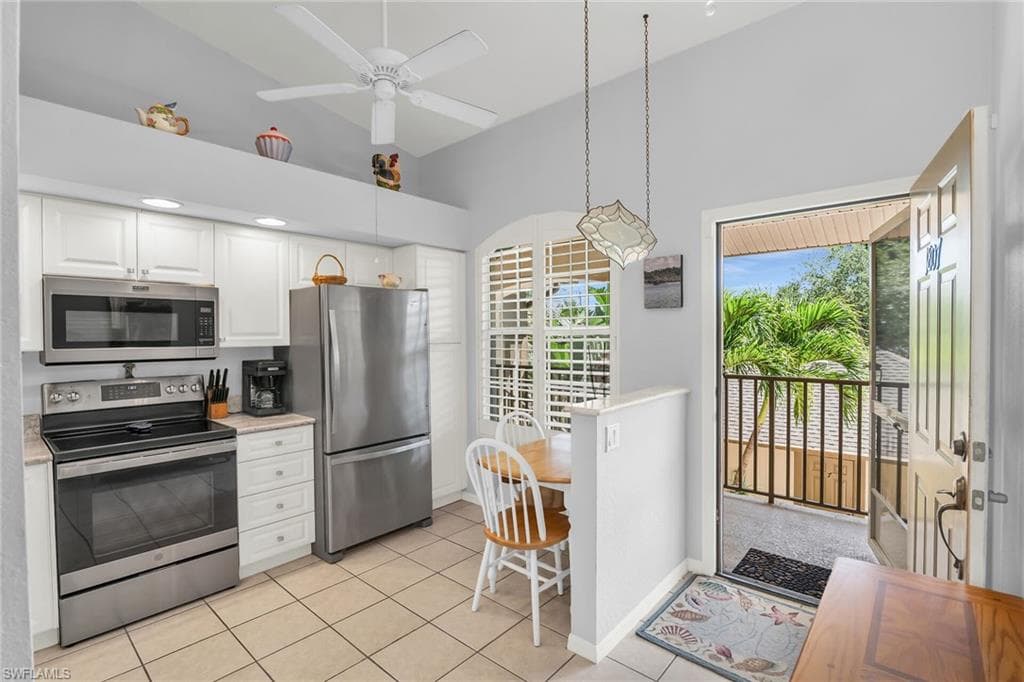 338 Newport DR 1807-6