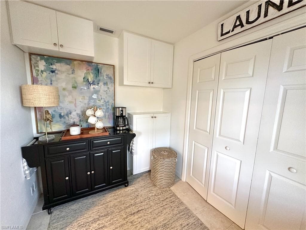 458 Lake Murex CIR, SANIBEL FL 33957-12