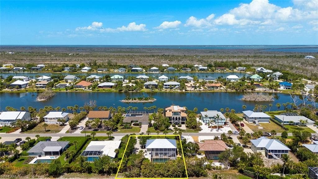 458 Lake Murex CIR, SANIBEL FL 33957-44
