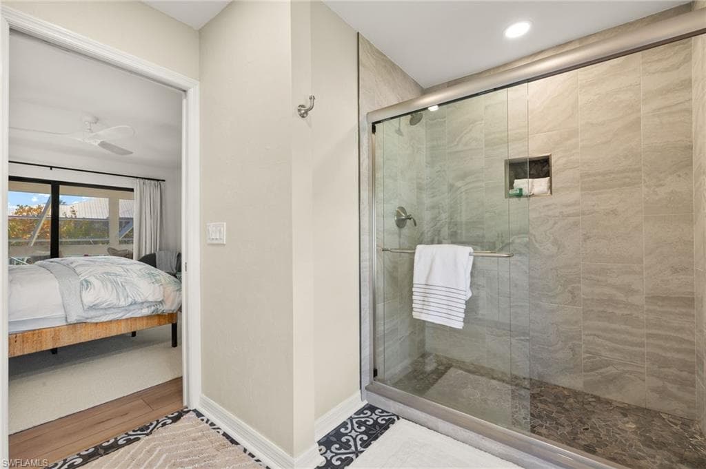 458 Lake Murex CIR, SANIBEL FL 33957-24