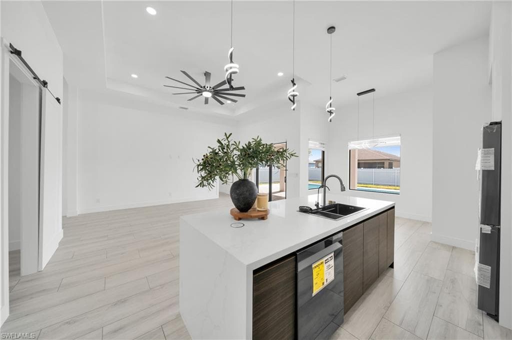 2138 SW 3rd AVE, CAPE CORAL FL 33991-16