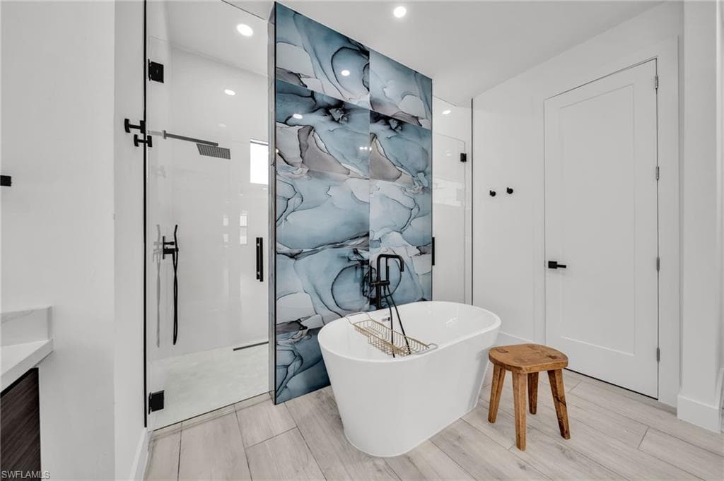 2138 SW 3rd AVE, CAPE CORAL FL 33991-6