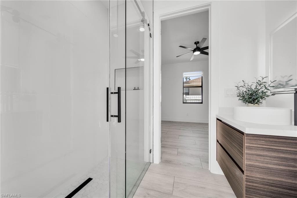 2138 SW 3rd AVE, CAPE CORAL FL 33991-32