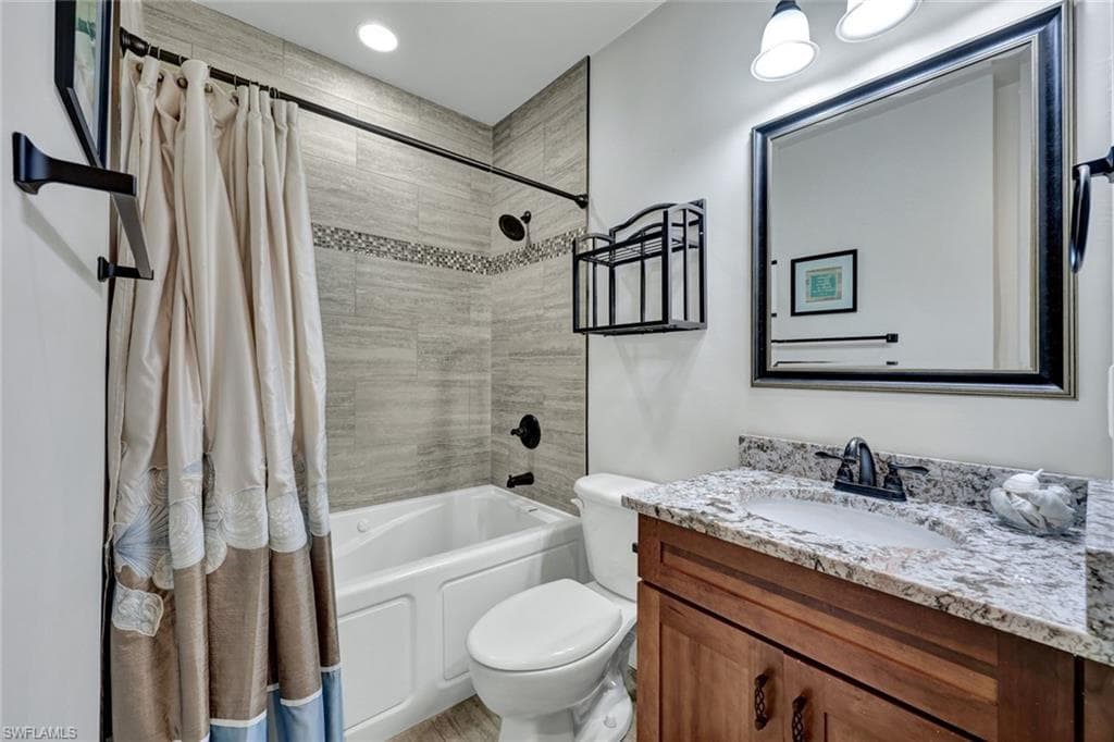 4450 Chickee Hut CT # 102, BONITA SPRINGS FL 34134-15