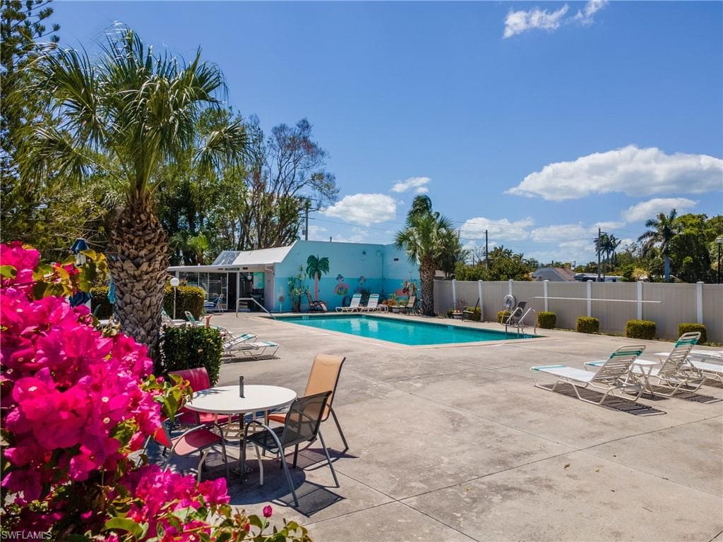 7152 Blanquilla CT # 6, FORT MYERS FL 33908-26