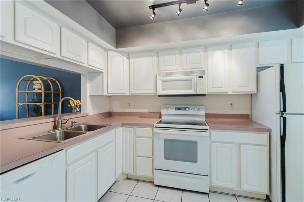 7152 Blanquilla CT # 6, FORT MYERS FL 33908-10