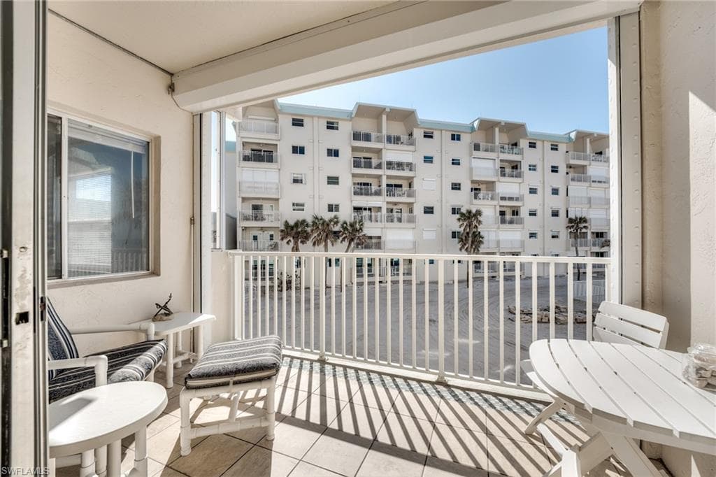 7400 Estero BLVD # 214, FORT MYERS BEACH FL 33931-14