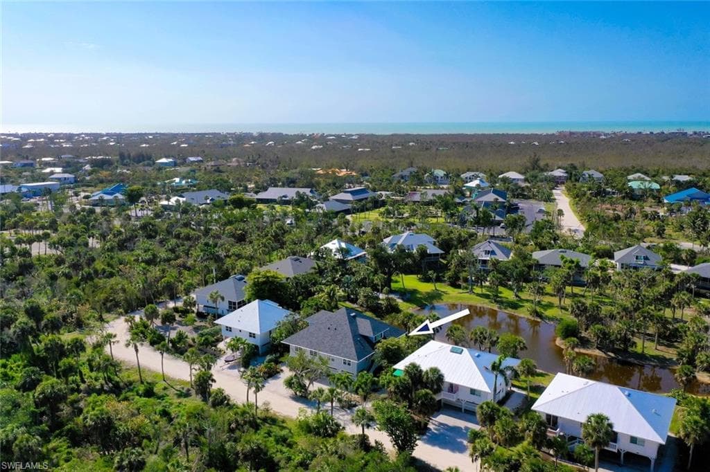 2162 Egret CIR, SANIBEL FL 33957-1