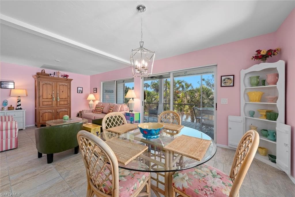 2162 Egret CIR, SANIBEL FL 33957-12